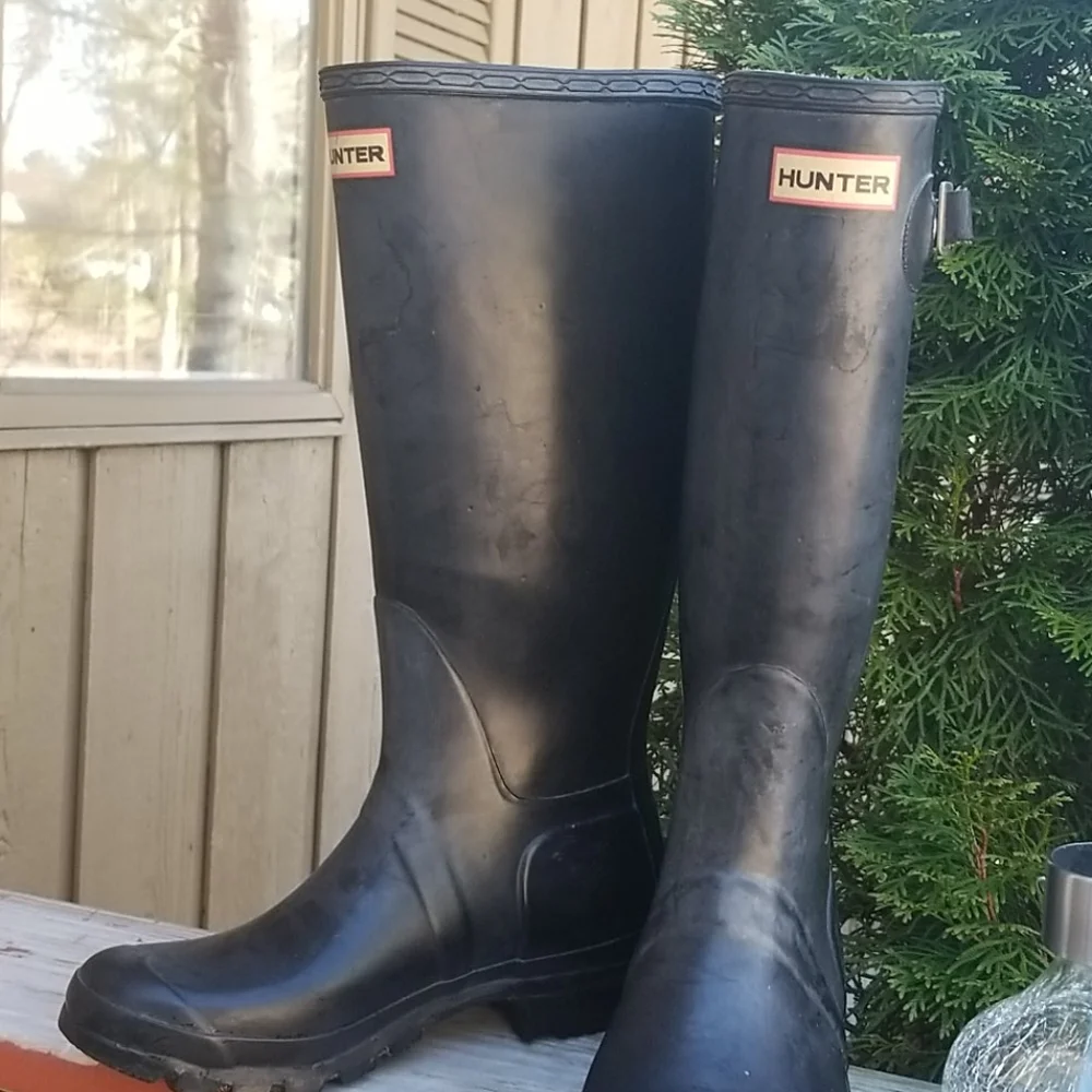 Hunter Black Tall Rain Boots